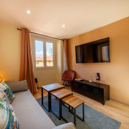 06A2 - Heart Of Old Nice Beautiful Renovated Apartment Luaran gambar