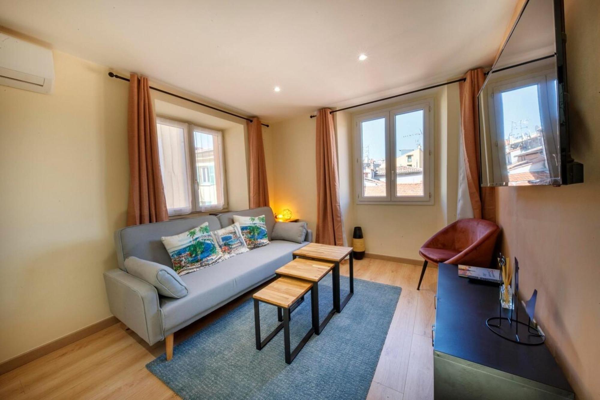 06A2 - Heart Of Old Nice Beautiful Renovated Apartment Luaran gambar