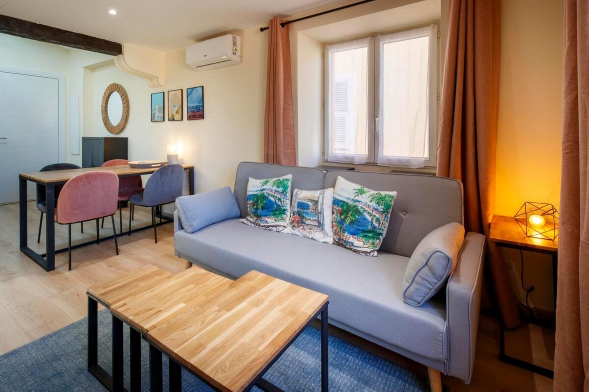06A2 - Heart Of Old Nice Beautiful Renovated Apartment Luaran gambar