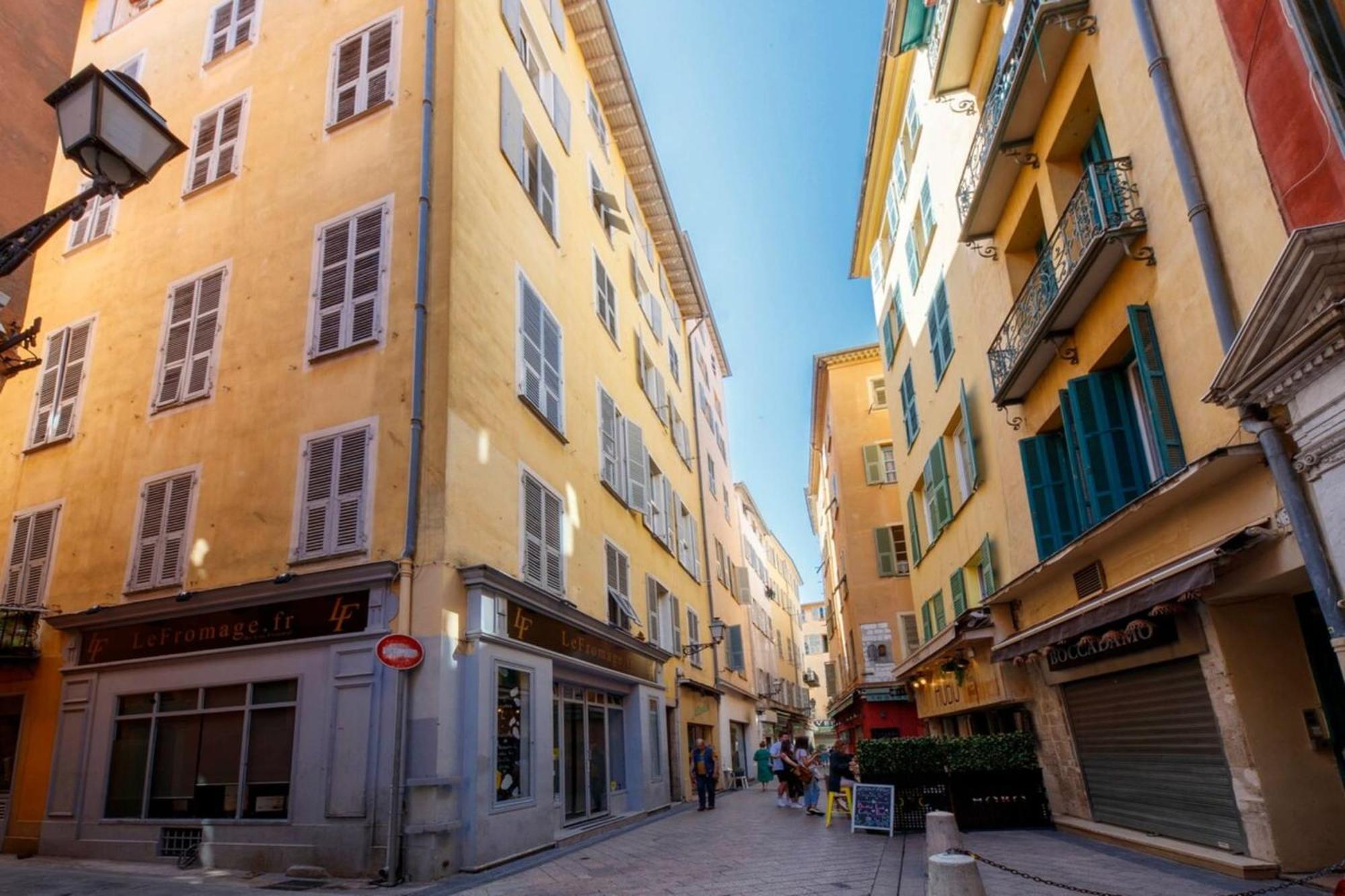 06A2 - Heart Of Old Nice Beautiful Renovated Apartment Luaran gambar